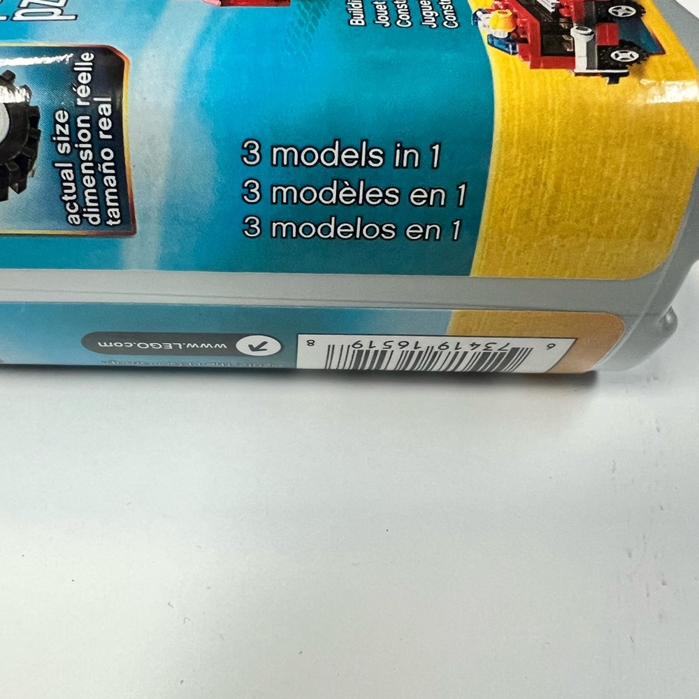 LEGO Creator Fire Rescue Set - Red and White - Picture 4 of 5
